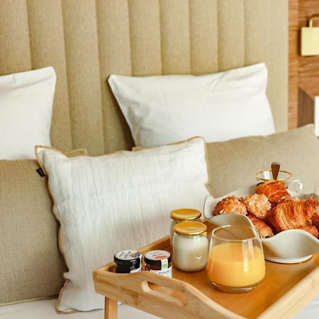 Les Gites De Laure - L'Eden Romantique, Chambres Hotes, Spa Prive, Couloir De Nage, Adults Only Malves-en-Minervois Dış mekan fotoğraf