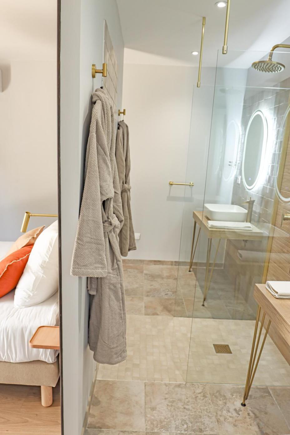 Les Gites De Laure - L'Eden Romantique, Chambres Hotes, Spa Prive, Couloir De Nage, Adults Only Malves-en-Minervois Dış mekan fotoğraf