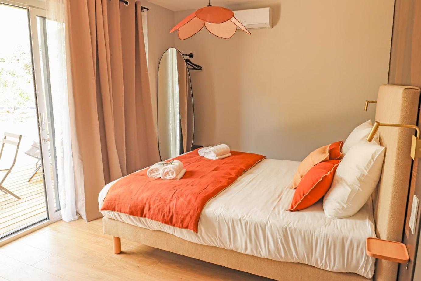 Les Gites De Laure - L'Eden Romantique, Chambres Hotes, Spa Prive, Couloir De Nage, Adults Only Malves-en-Minervois Dış mekan fotoğraf