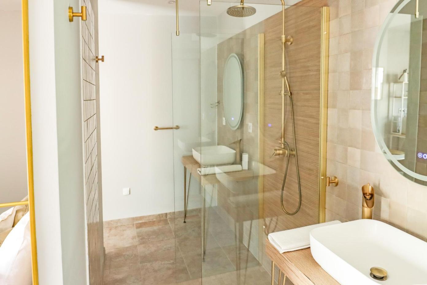 Les Gites De Laure - L'Eden Romantique, Chambres Hotes, Spa Prive, Couloir De Nage, Adults Only Malves-en-Minervois Dış mekan fotoğraf