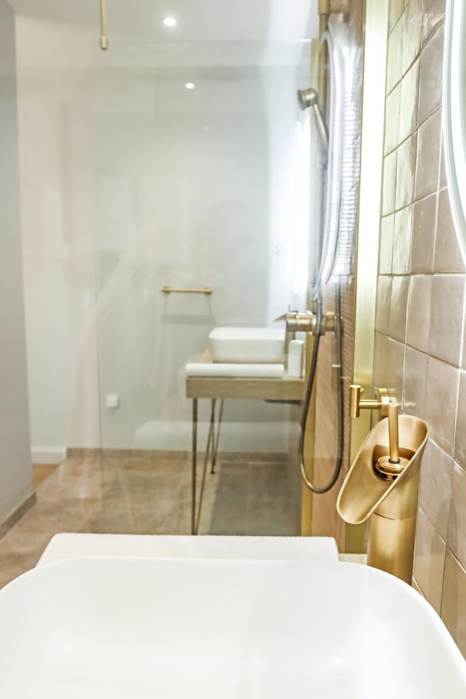 Les Gites De Laure - L'Eden Romantique, Chambres Hotes, Spa Prive, Couloir De Nage, Adults Only Malves-en-Minervois Dış mekan fotoğraf