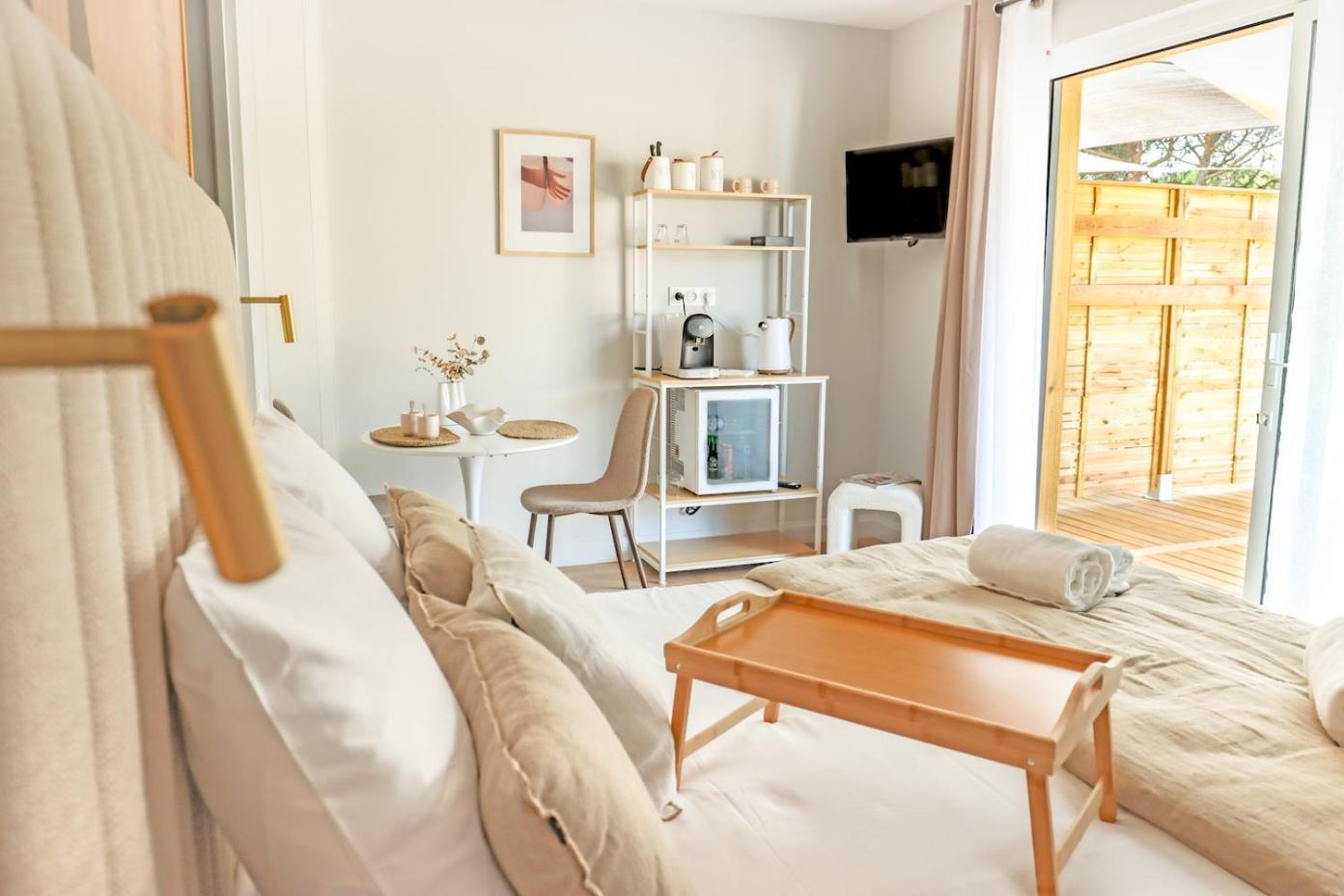 Les Gites De Laure - L'Eden Romantique, Chambres Hotes, Spa Prive, Couloir De Nage, Adults Only Malves-en-Minervois Dış mekan fotoğraf