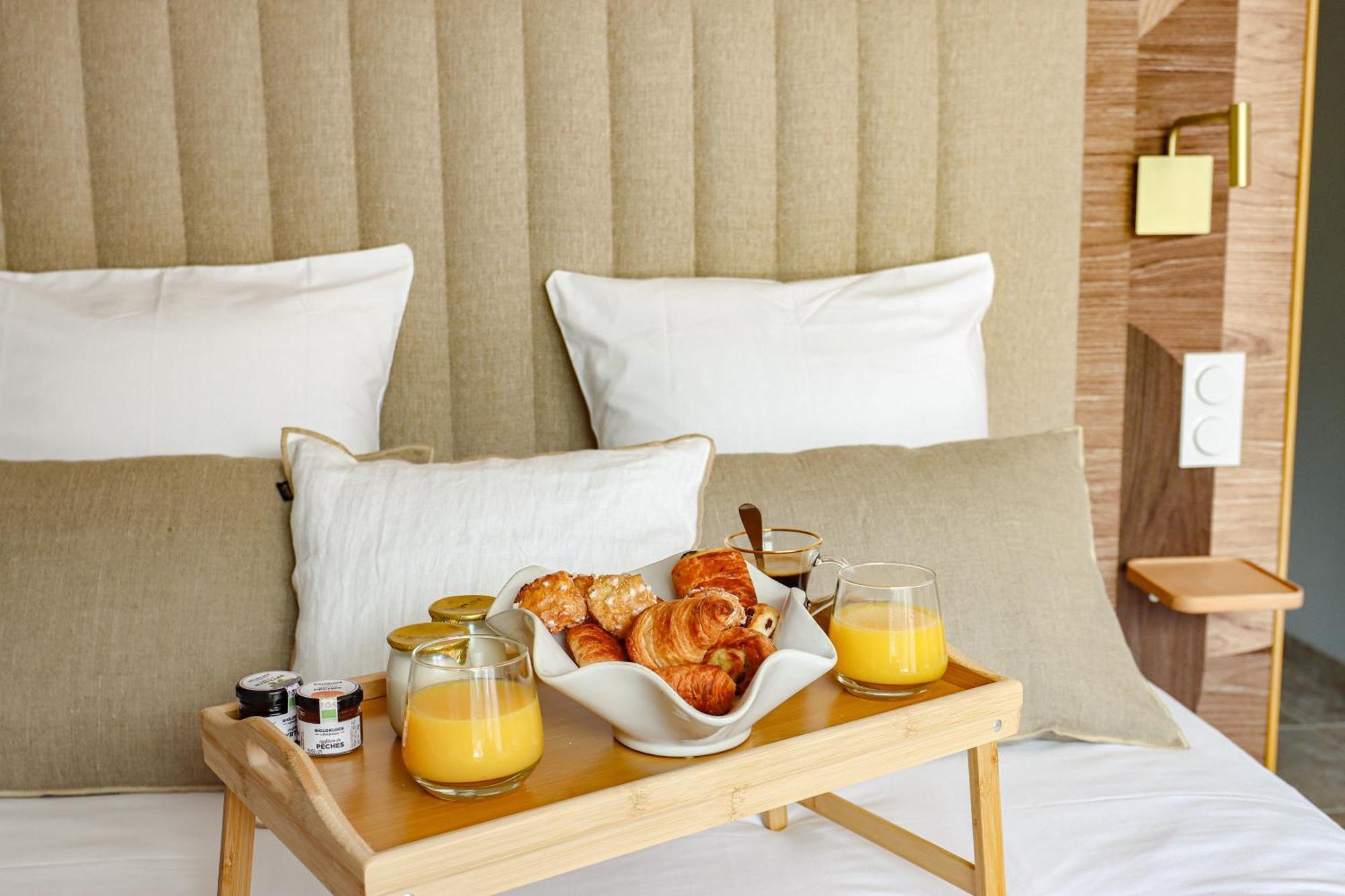 Les Gites De Laure - L'Eden Romantique, Chambres Hotes, Spa Prive, Couloir De Nage, Adults Only Malves-en-Minervois Dış mekan fotoğraf