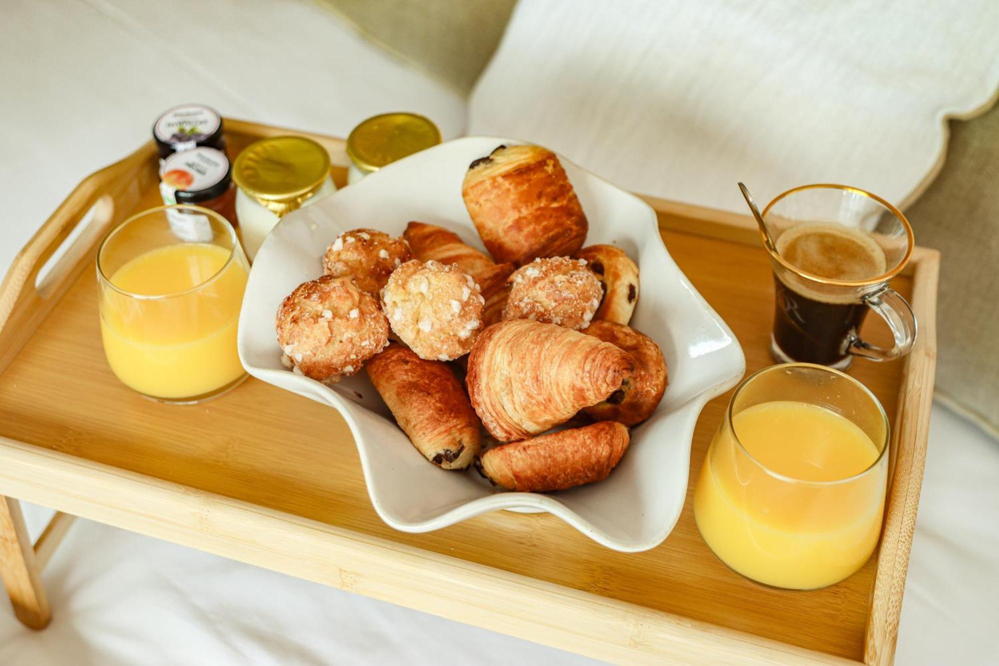Les Gites De Laure - L'Eden Romantique, Chambres Hotes, Spa Prive, Couloir De Nage, Adults Only Malves-en-Minervois Dış mekan fotoğraf